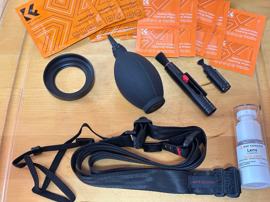 Nikon Zfc レンズキット 「撮影枚数111枚」とおまけ付き