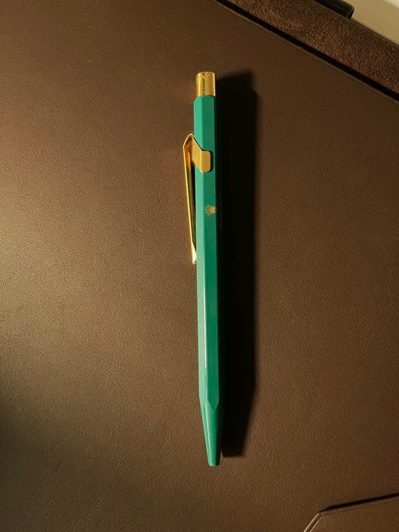 ロレックス　公式ノベルティ　カランダッシュボールペン&A4用革ノートカバーセット