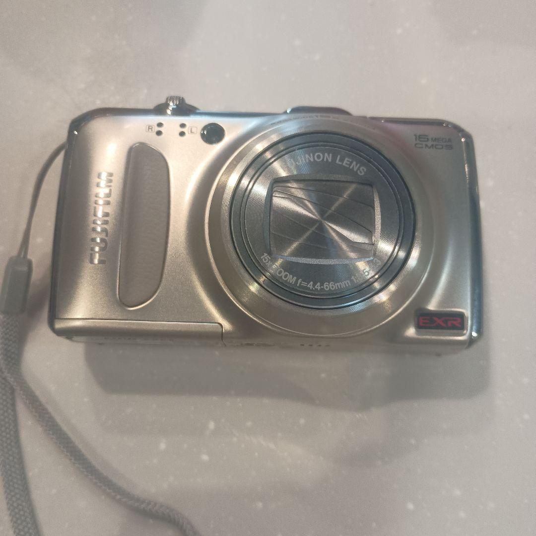 デジタルカメラ FinePix F550EXR