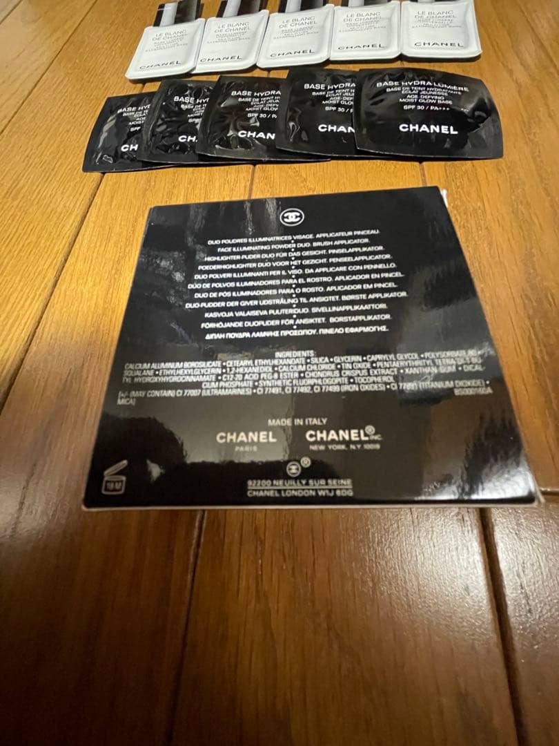 新品限定品　シャネル デュオ プードゥル ルミエール　ハイライトフェイスパウダー