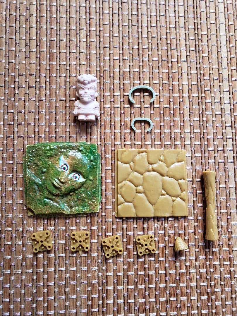 幽遊白書消しゴム4弾　桑原　プラパーツ　キン消し　キャラクター　森永　食玩