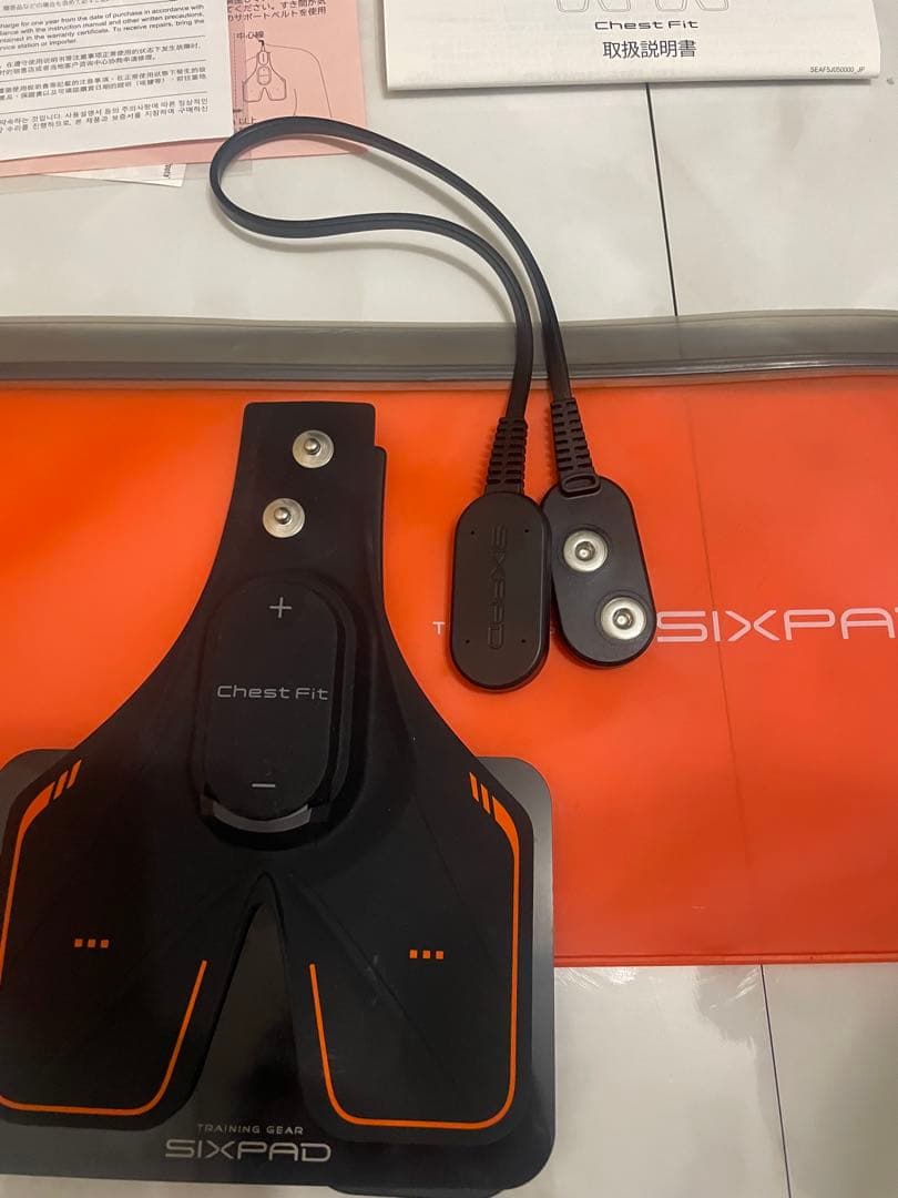 SIXPAD Chest Fit EMSトレーニング シックスパッド
