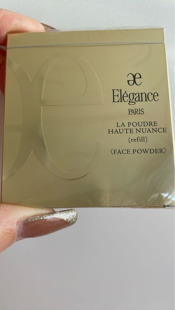 ✩新品未使用✩ エレガンス ラプードル フェイスパウダー Ｖ(レフィル)