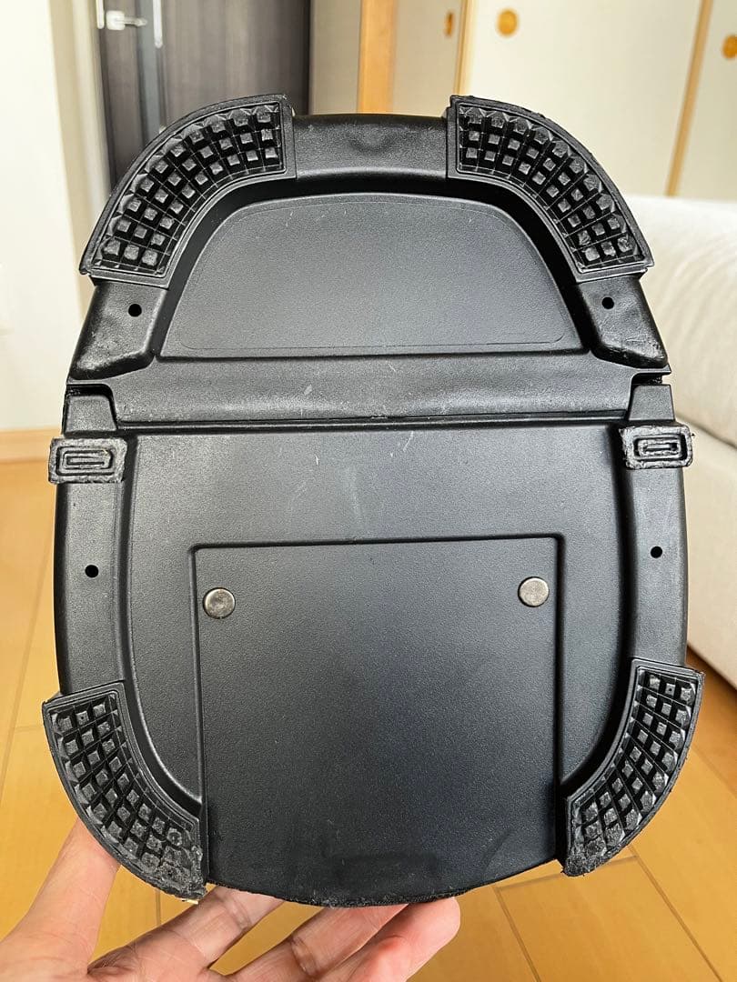 人気　超美品　デサントゴルフ スタンド型キャディバッグ 軽量2.6kg8.5型