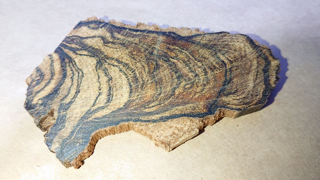 香木 沈香 伽羅 聞香◎品名 天然 カンボジア産 黄熟香27g ①