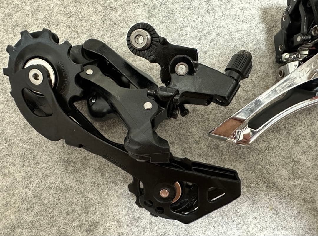 『4点セット』SHIMANO　105 R7000 STI 11速 コンポセット