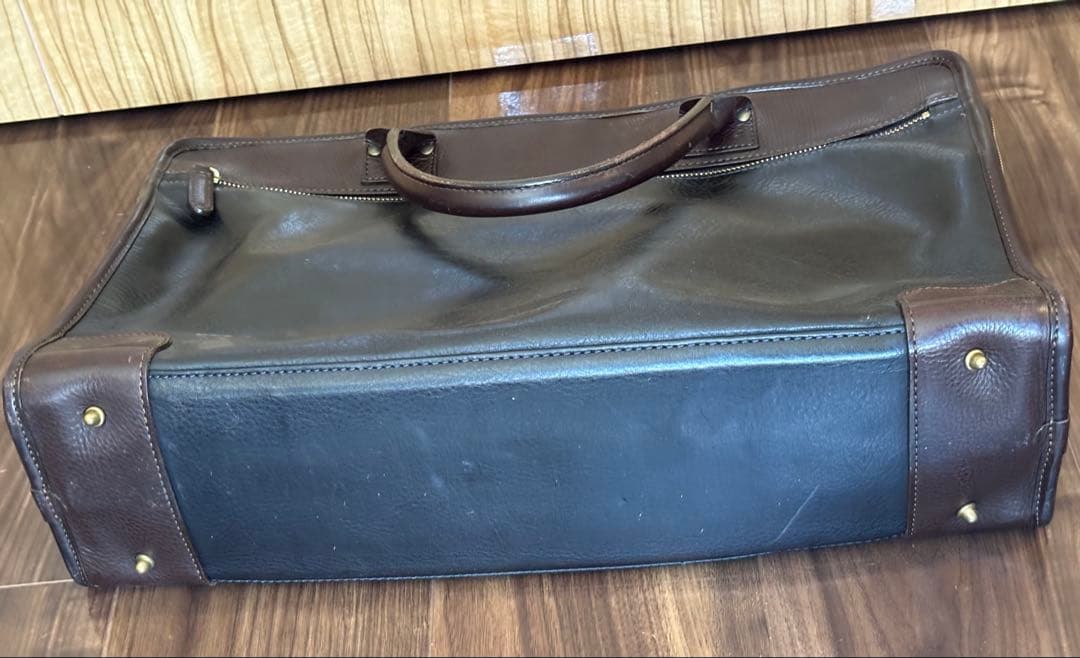 フェリージ　ブリーフケース