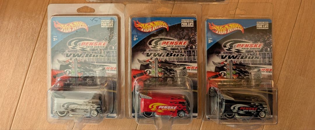 ホットウィール　ペンスキースペシャルエディション　ドラッグバス３台