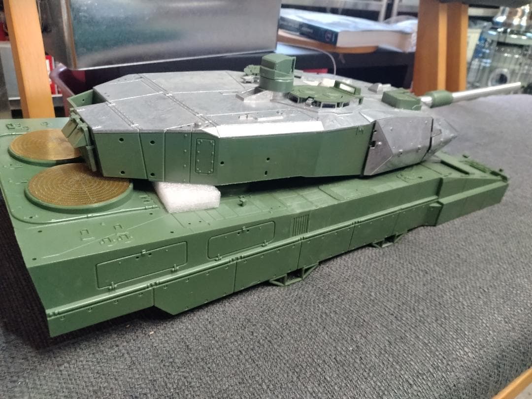 【新品】Torro Leopard2A6 プロメタルエディション