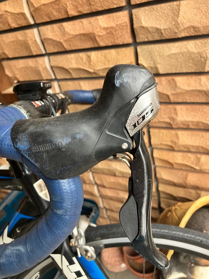 ロードバイクTrek2.1alfa