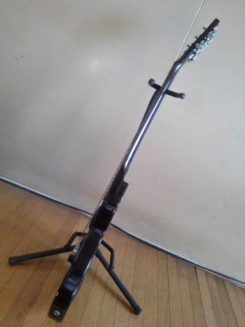 ◎激渋！激珍！ギブソンレスポールそっくりミニエレキギター・高級ソフトケース付き！