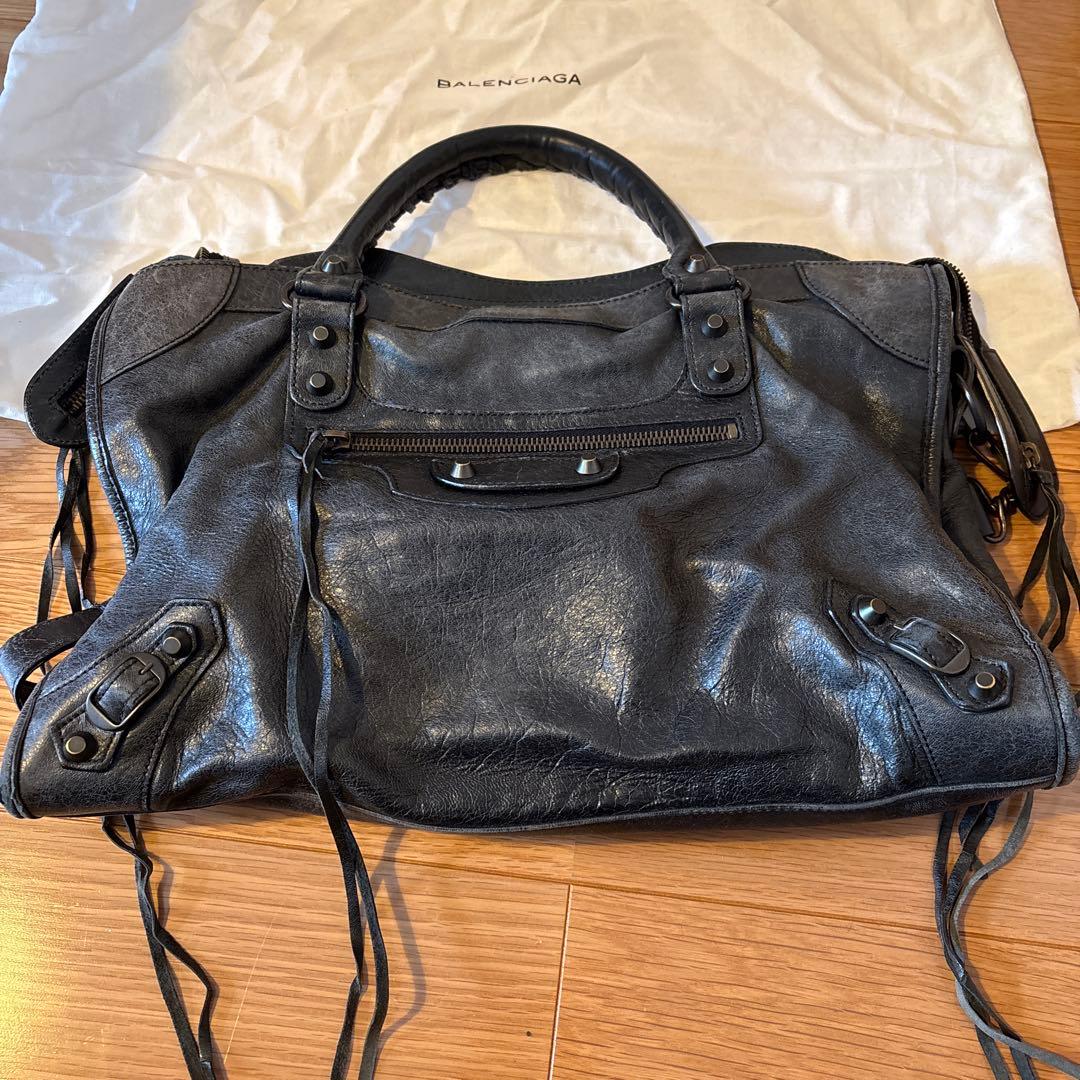BALENCIAGAバッグ