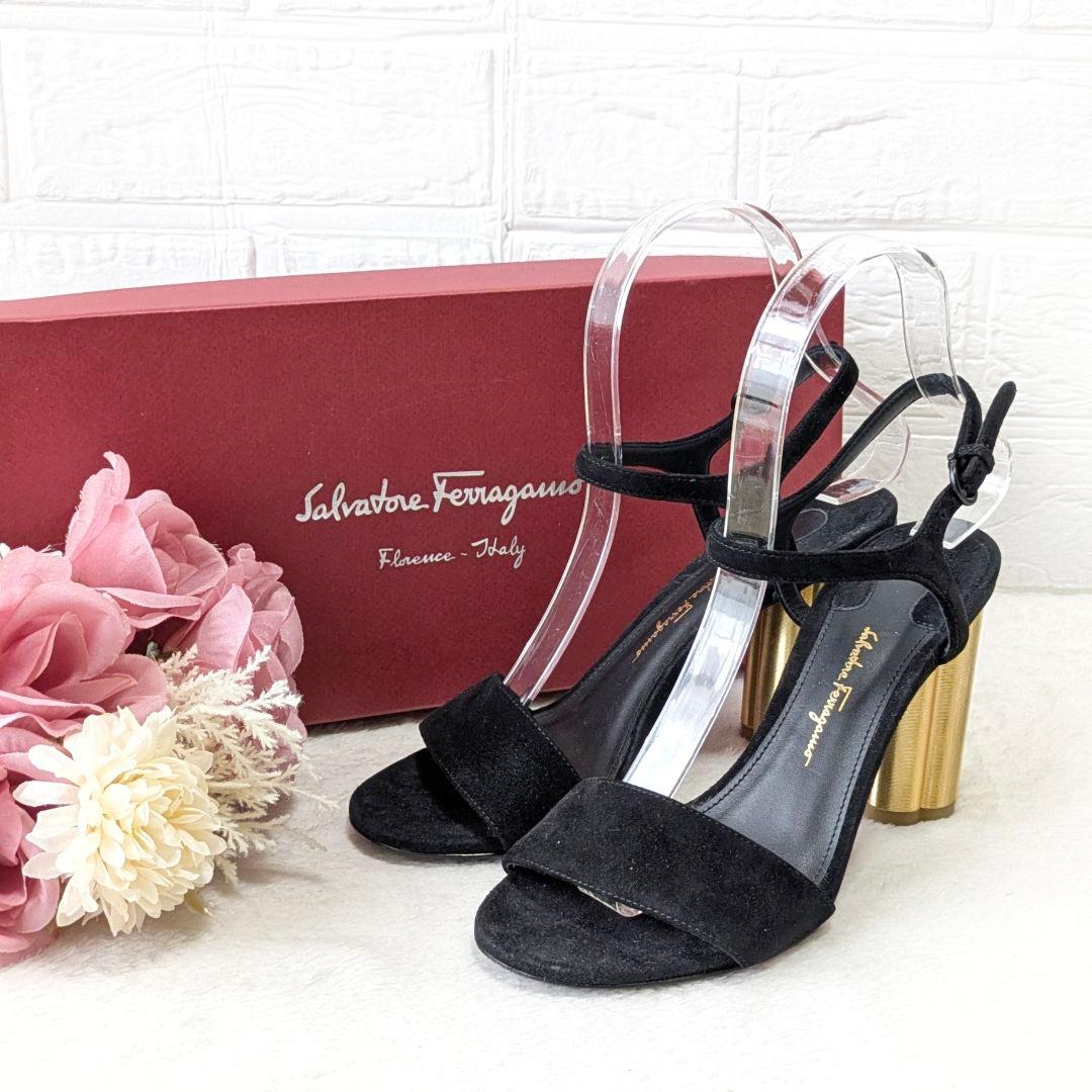 ✨極美品✨フェラガモ フラワーヒール サンダル ブラック
