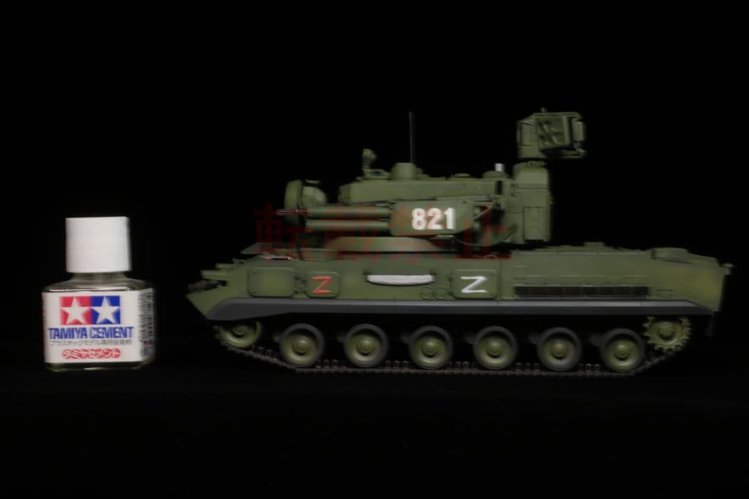 【完成品】 1/35 ロシア軍 2S6M 自走式対空砲 プラモデル パンダホビー