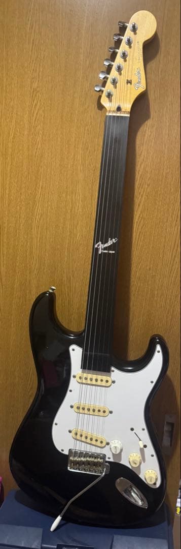 ギター Fender Japan Stratocaster black
