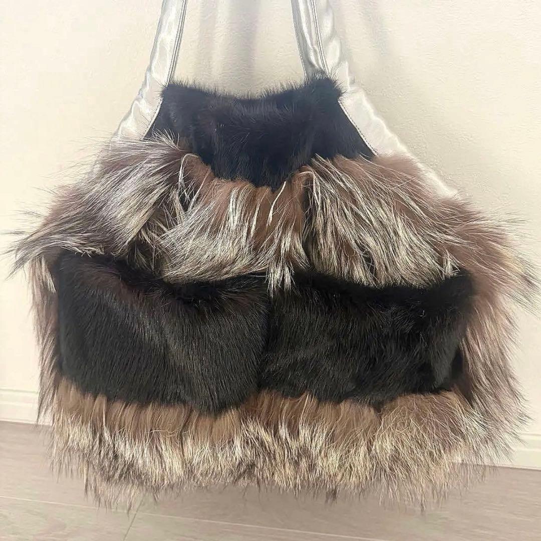 パピリーヒルズ リュバンドール ファーキャリーバッグ ※今月削除