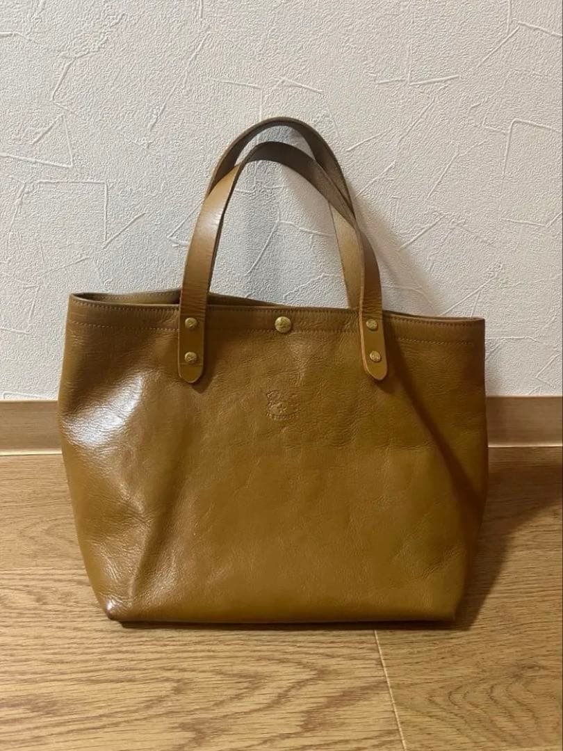 ブラウンレザートートバッグ