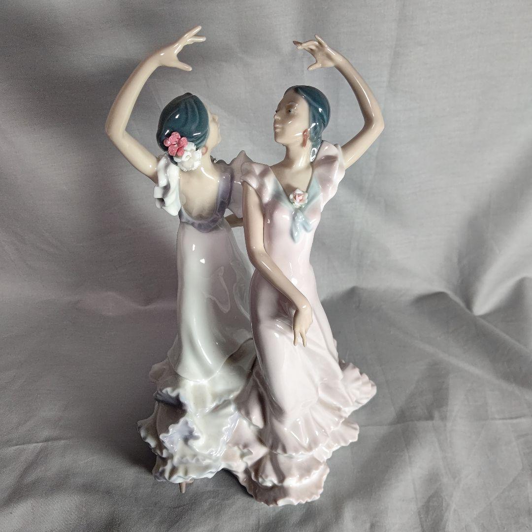 リアドロ 情熱の踊り