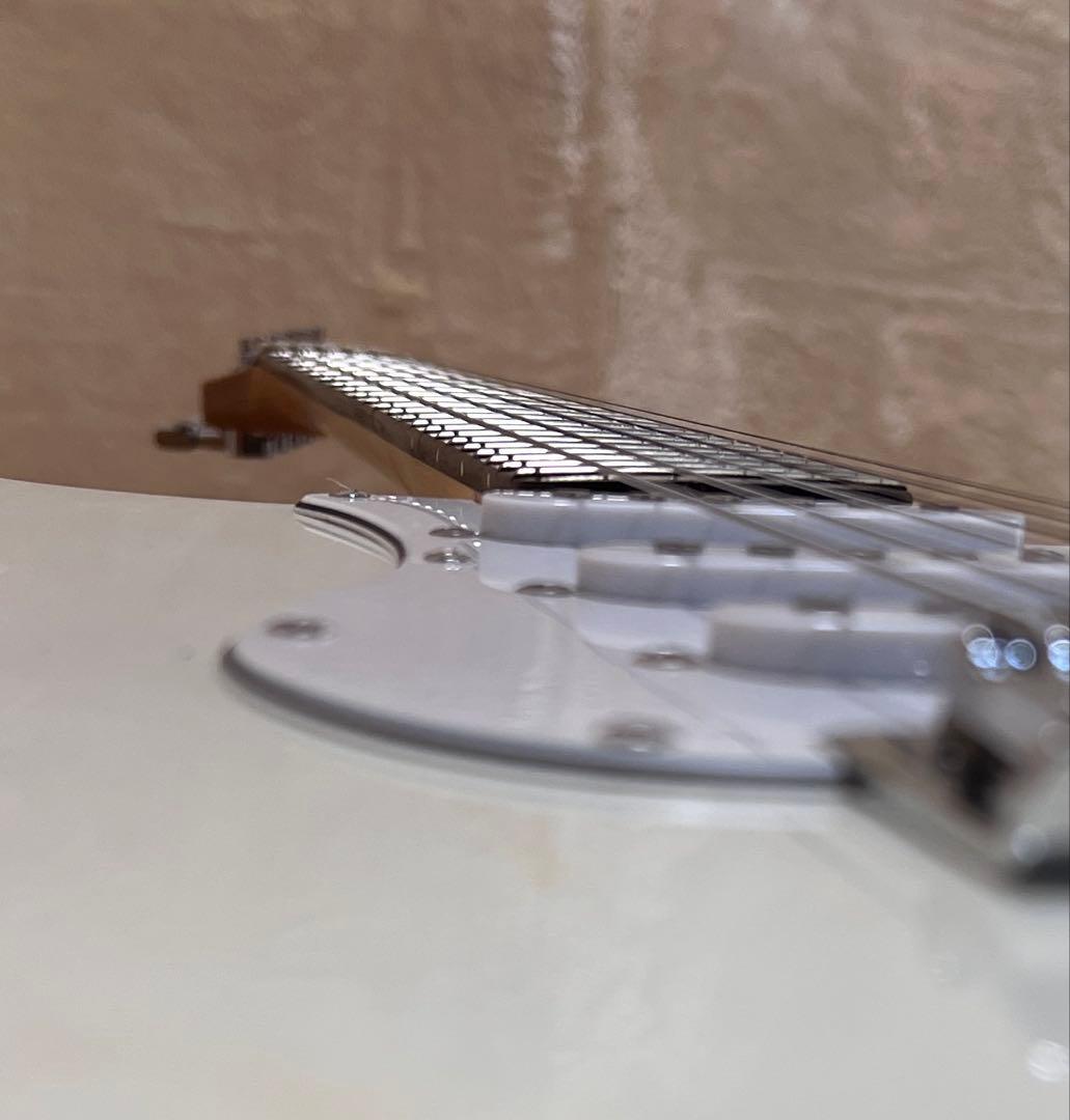 Bacchus バッカス universe ユニバース エレキギター ホワイト