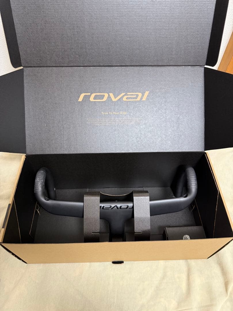 ROVAL RAPIDE COCKPIT マットカーボン/グロスブラック