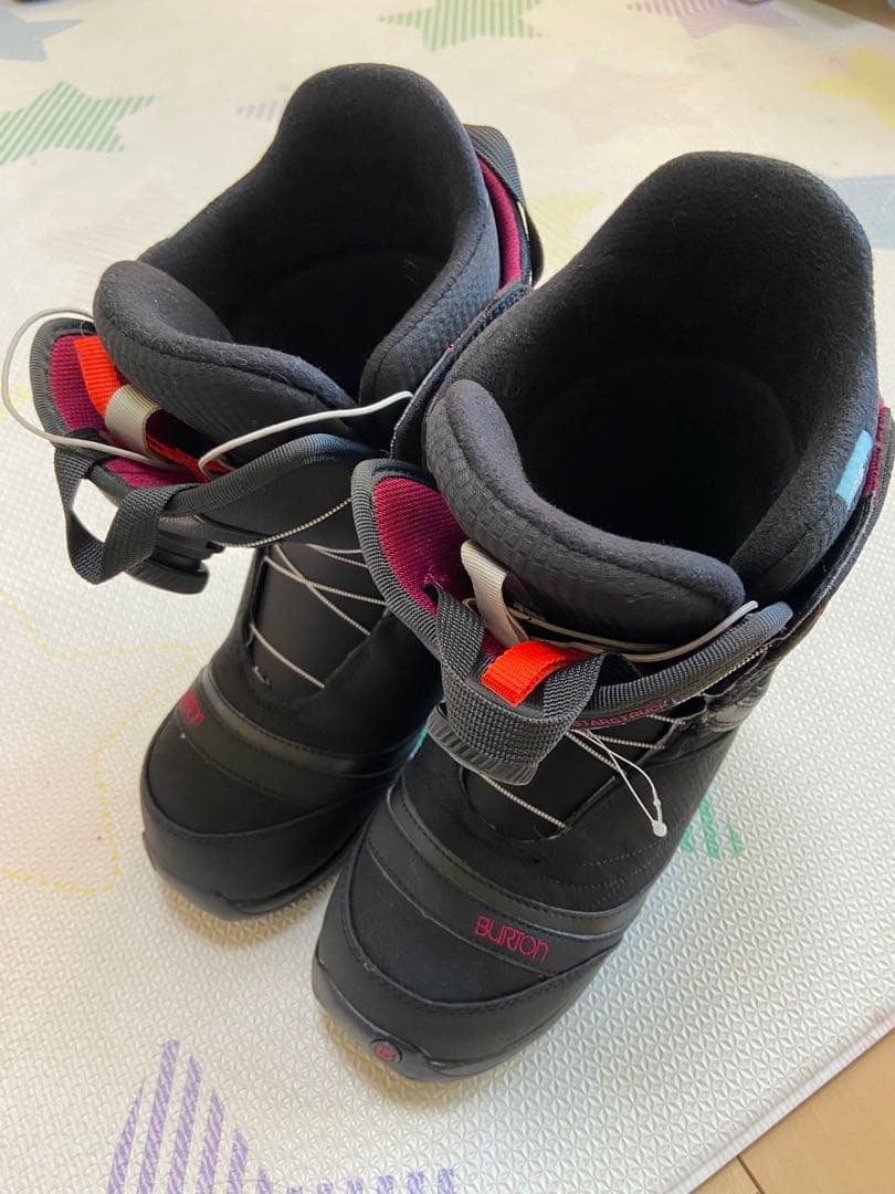 バートン女性用 スノーボードブーツ ブラック