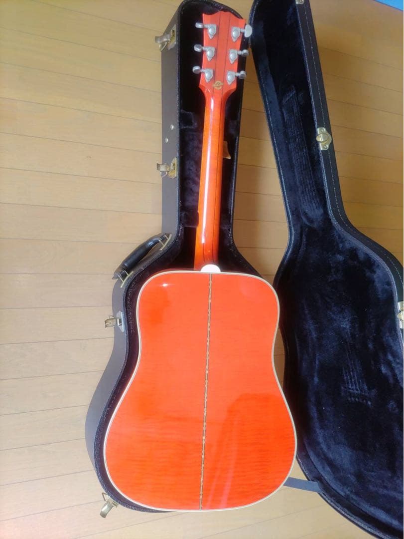 美品希少品　Gibson Dove custom2015年製