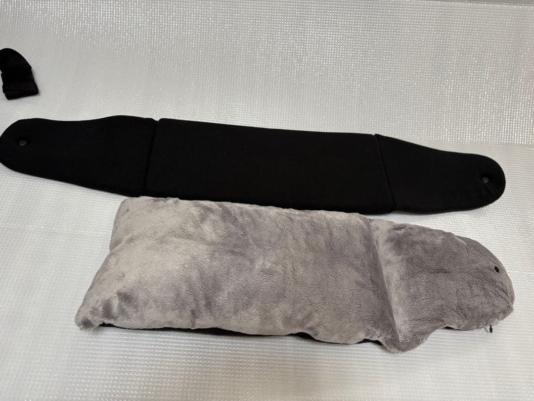 【未使用】SSOOOK スリングバッグ Mサイズ (左)黒