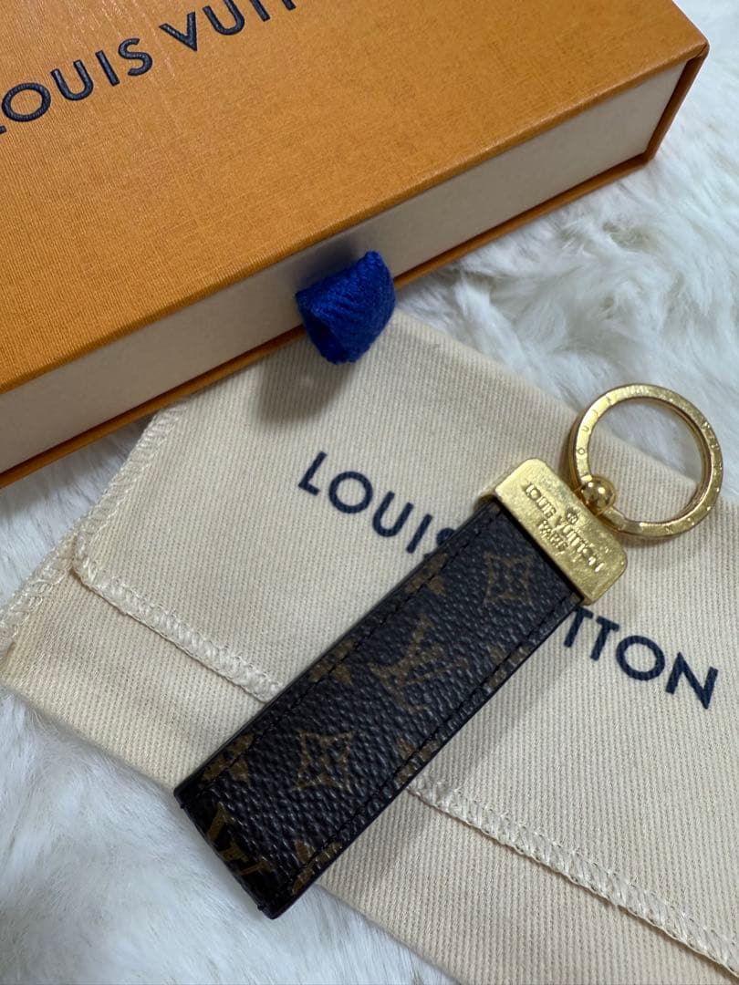 LOUIS VUITTON モノグラムレザーキーホルダー