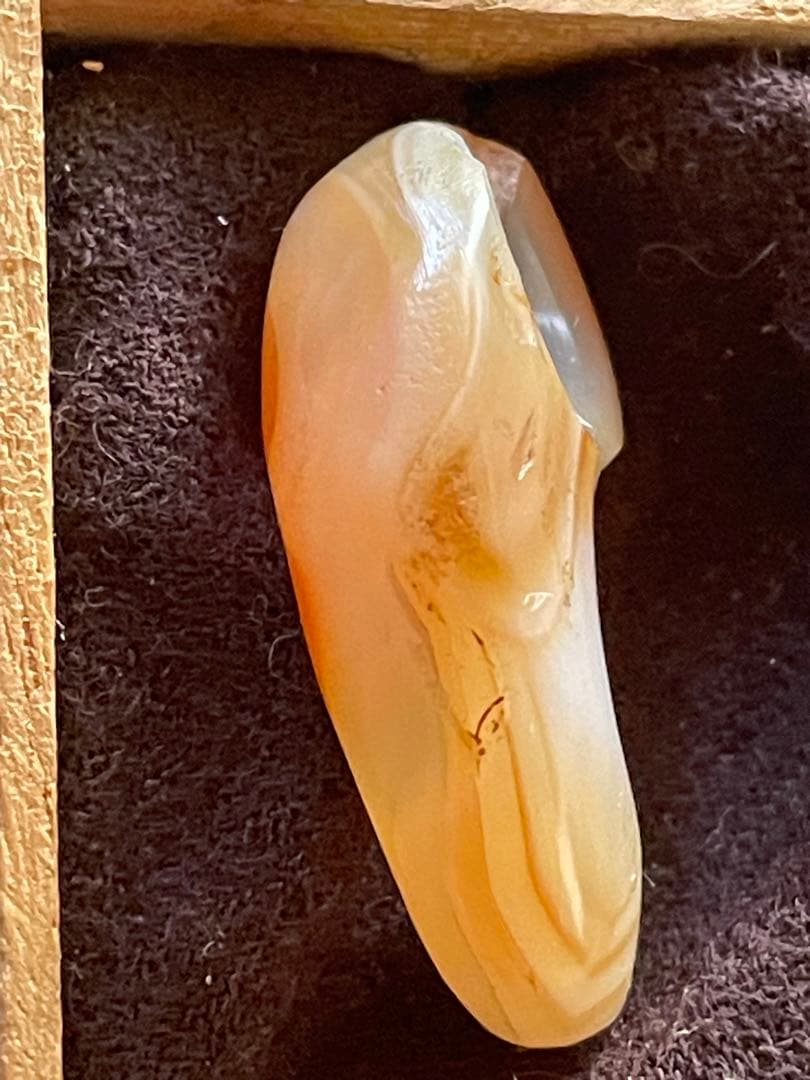 古墳時代 瑪瑙勾玉 古代装身具 出土品