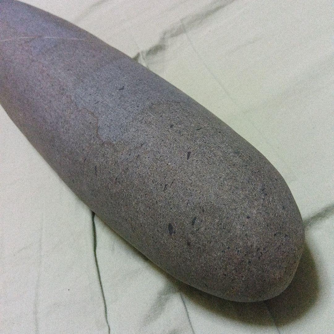 シーでございます　「考古資料」縄文遺跡、磨製石器、安山岩、　石棒、縄文、