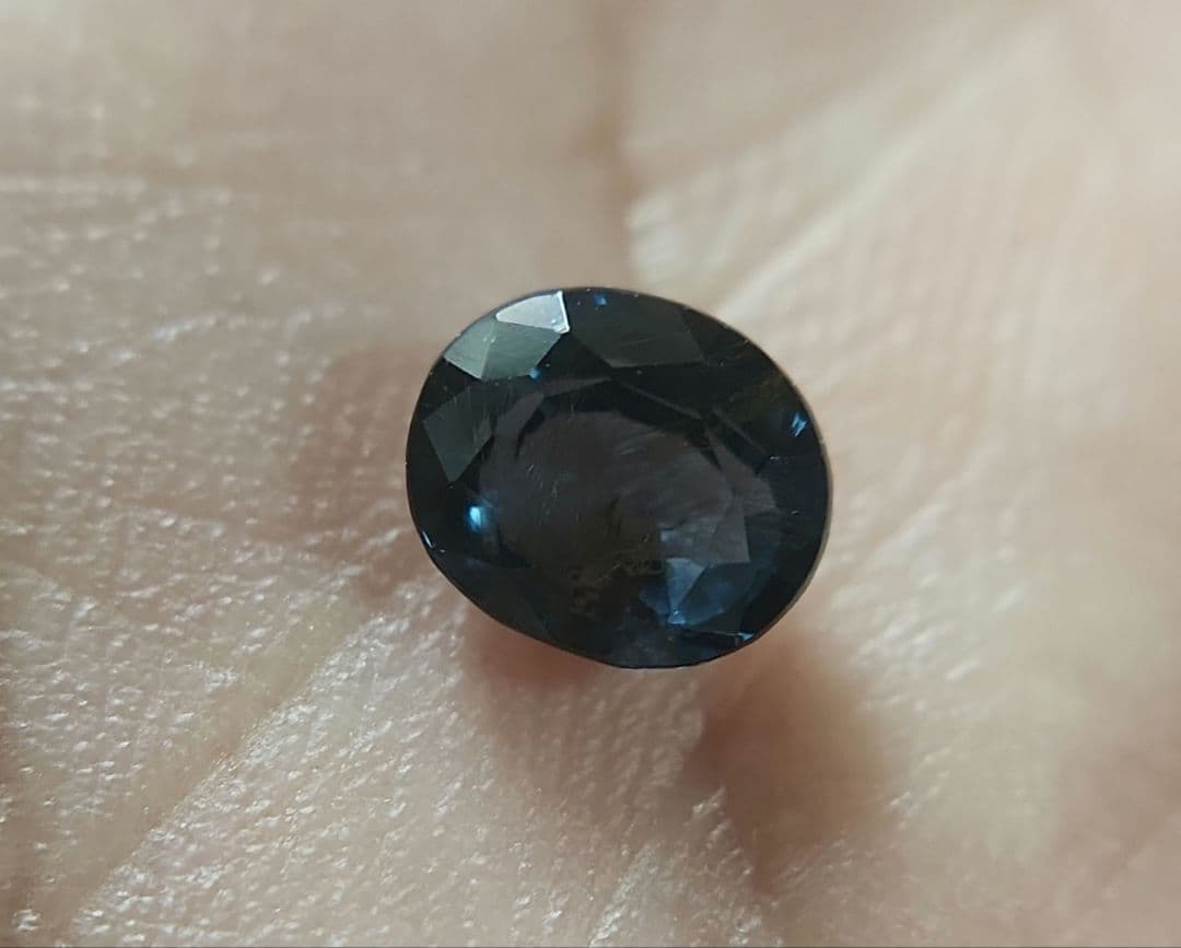天然サファイア  0.985ct
