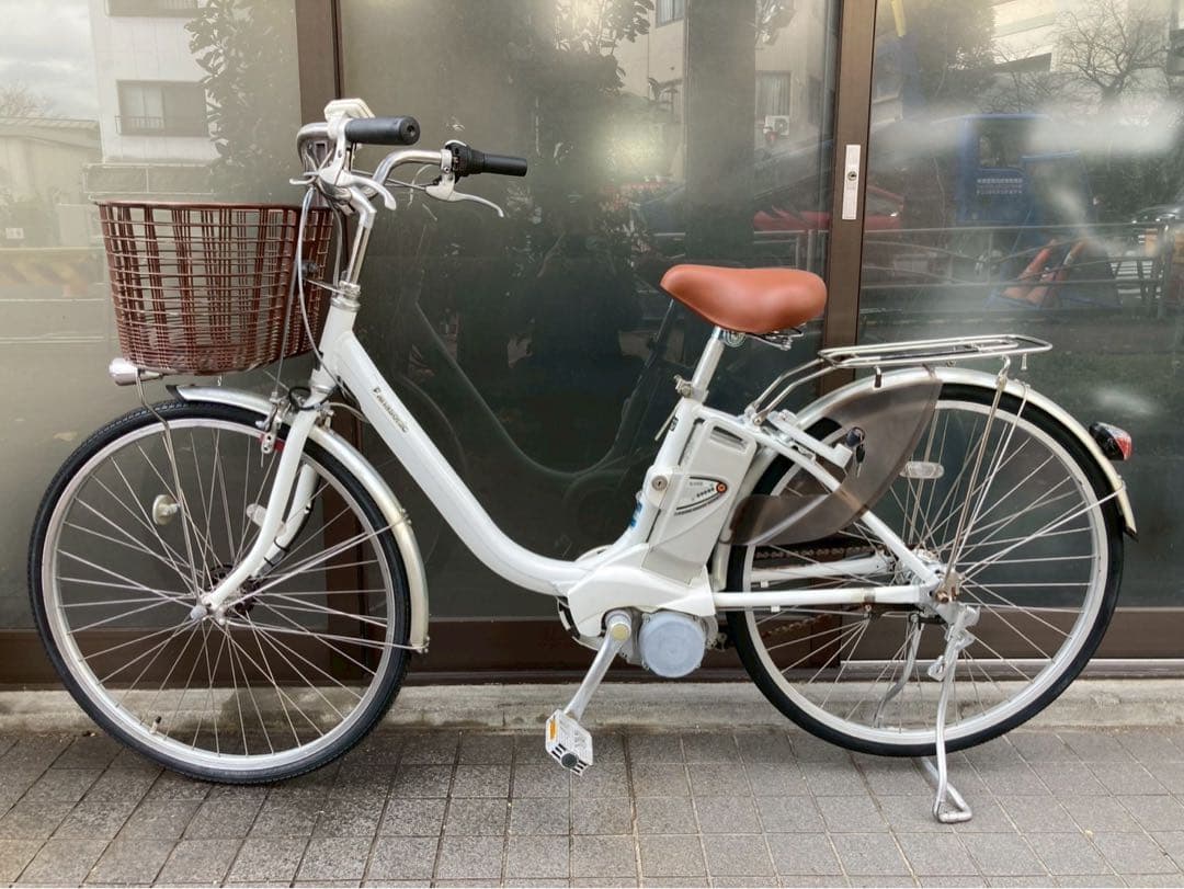 中古電動自転車　パナソニック　ビビライトU 26インチ ホワイト 横浜№3684