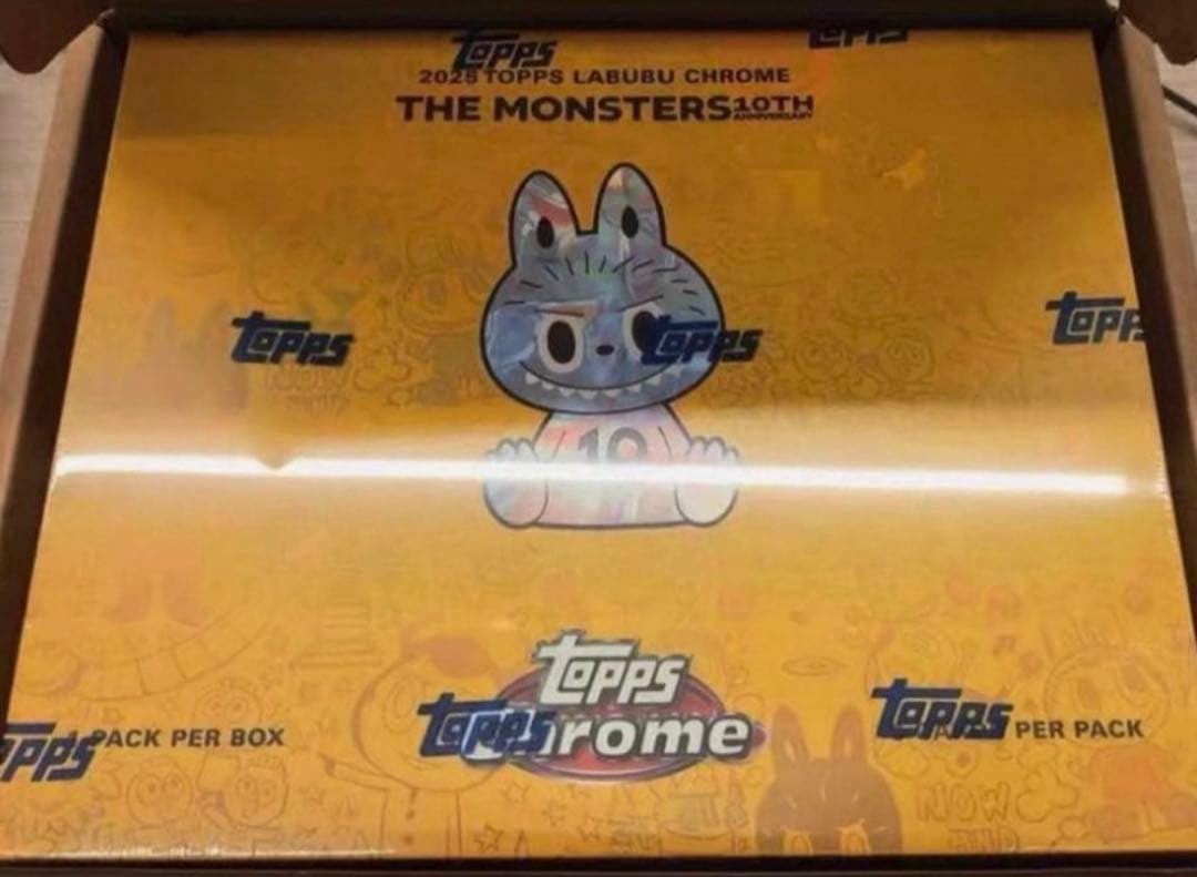 2025 Topps Chrome Labubu 10周年記念ボックス 1BOX