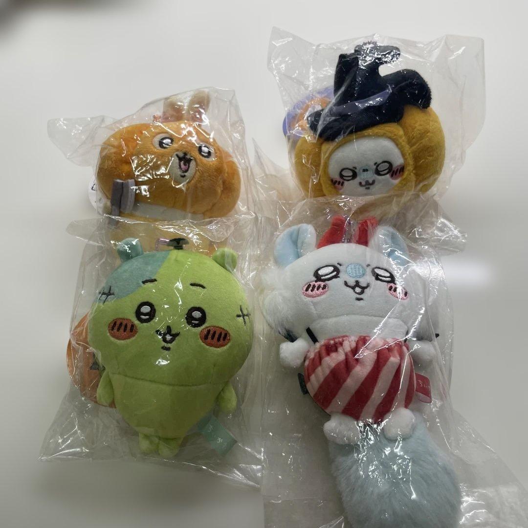 ちいかわ仮装たのしい〜！マスコット うさぎ ちいかわ モモンガ