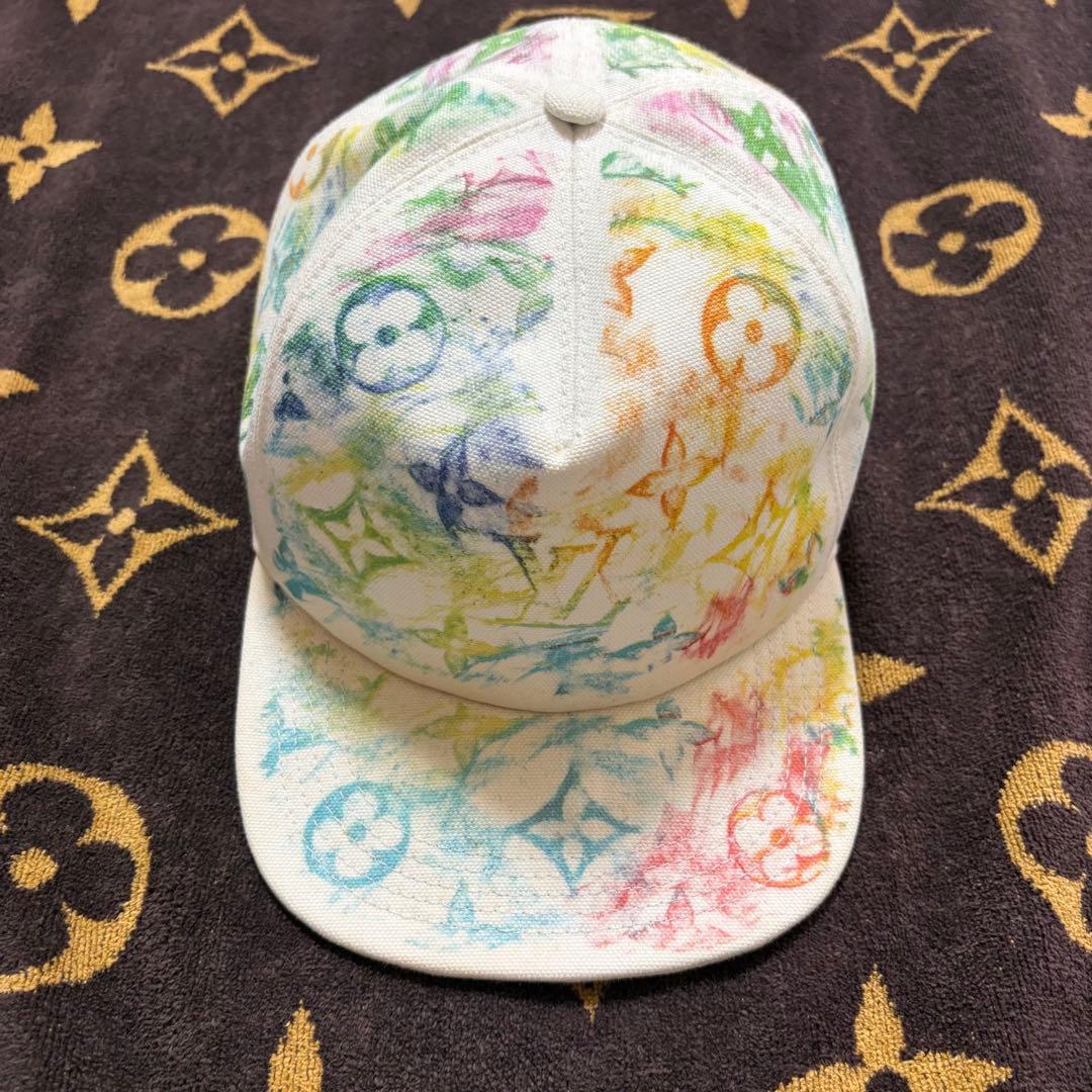 ルイ・ヴィトン 多色モノグラムキャップ