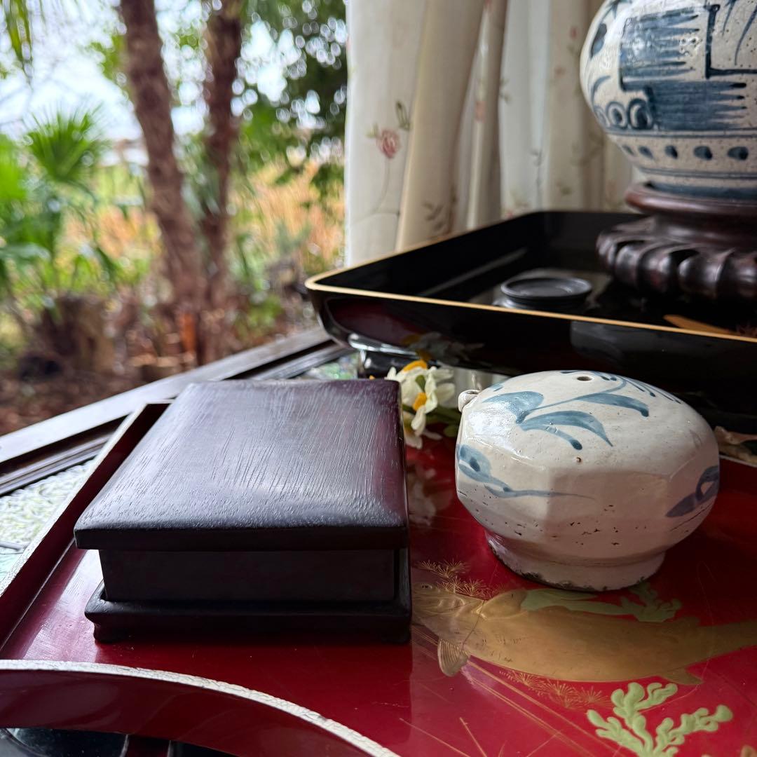 大雪特価‼️新春期間限定‼️不世出の名品‼️旧家蔵出端渓硯『古松❌瀧　硯』」唐木箱1点