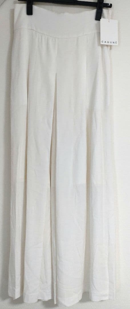 新品タグ付き 24AW CADUNE タックガウチョパンツ 38