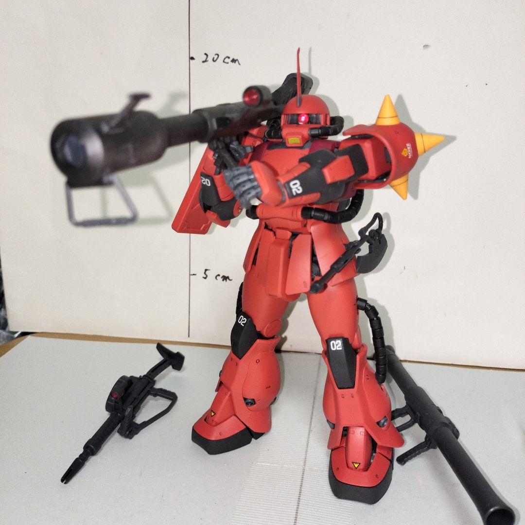 MG1/100 ジョニー・ライデン専用ザクⅡver2.0 塗装完成品 ガンプラ