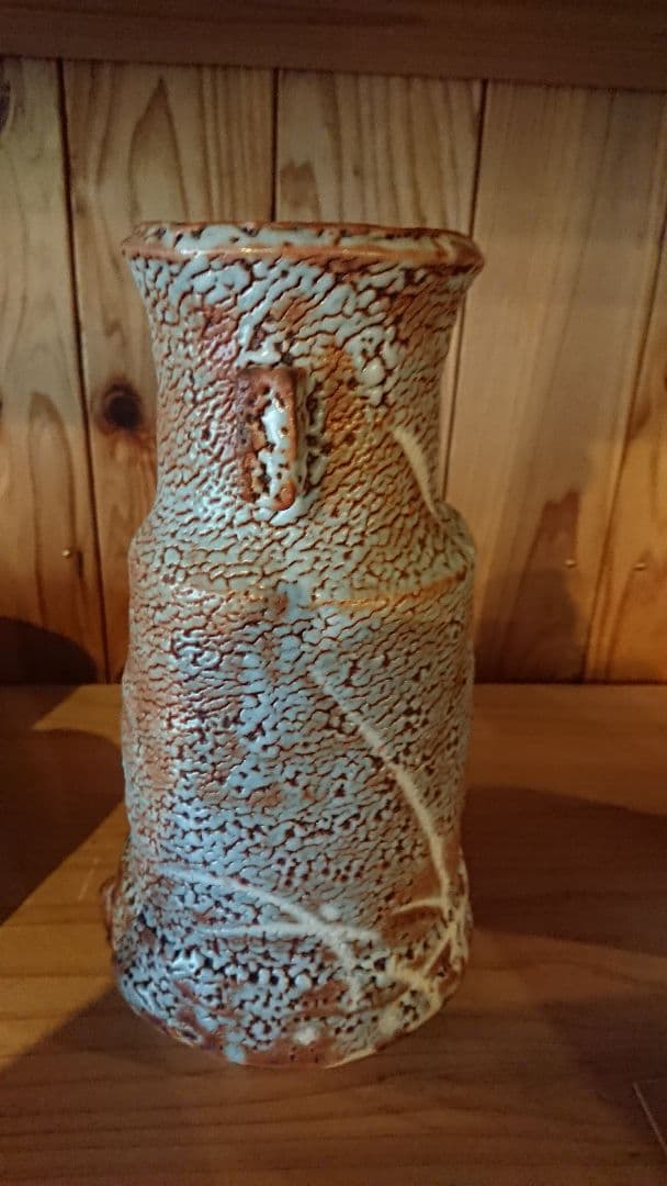 林正太郎造   鼠志野 花入れ