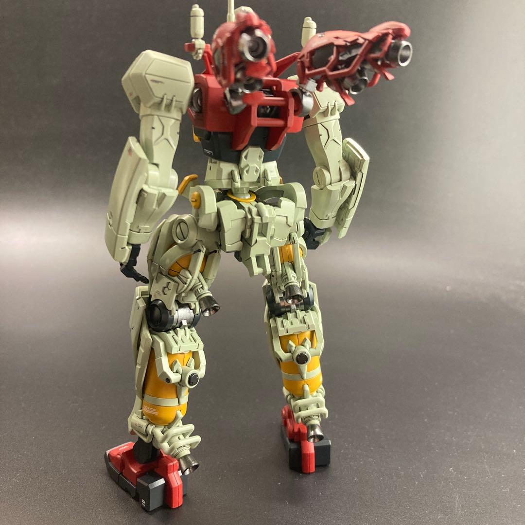 HG ゲルググ　スガイ機塗装済み完成品ガンプラ