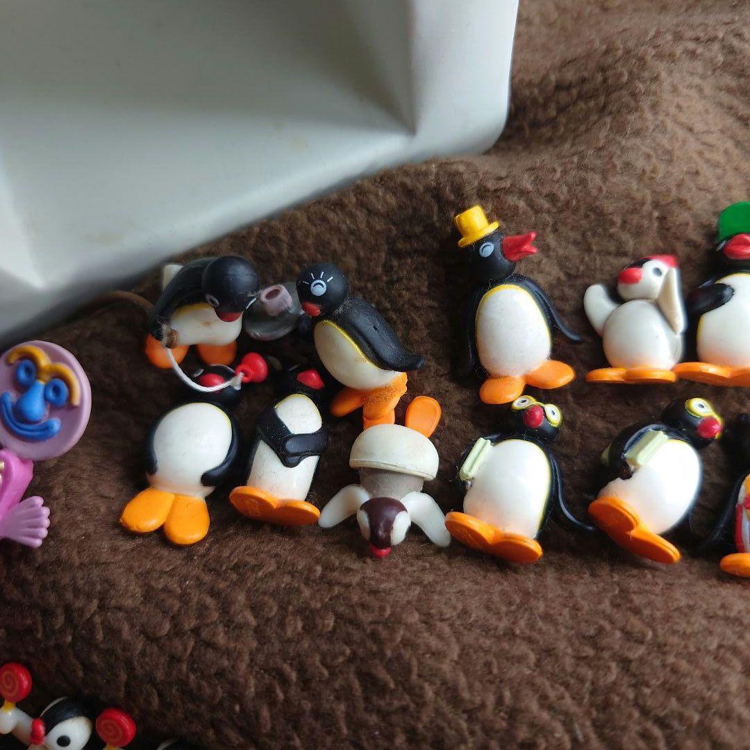 ピングーエッグ★イグルーディスプレイ棚&フィギュア80体以上まとめ売り★送料無料