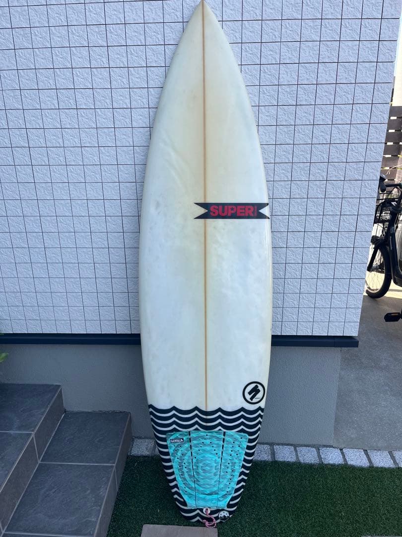 再値下げ！サーフボード　スーパーブランド　修復歴なし