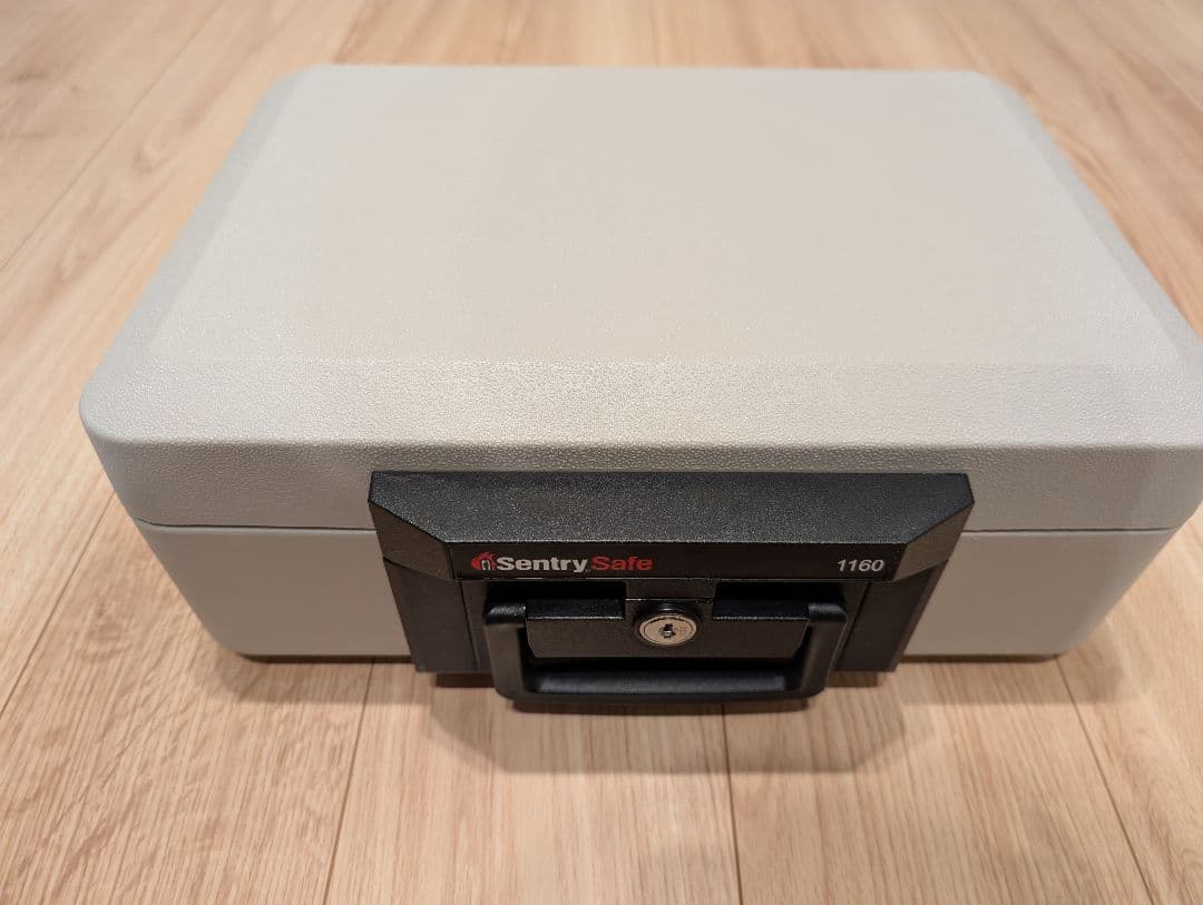Sentry Safe 金庫 1160