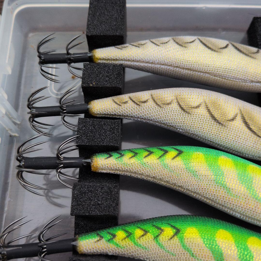 ダートマックス　TR tr パープル　ボーダー　グリーン　パープルレッド系