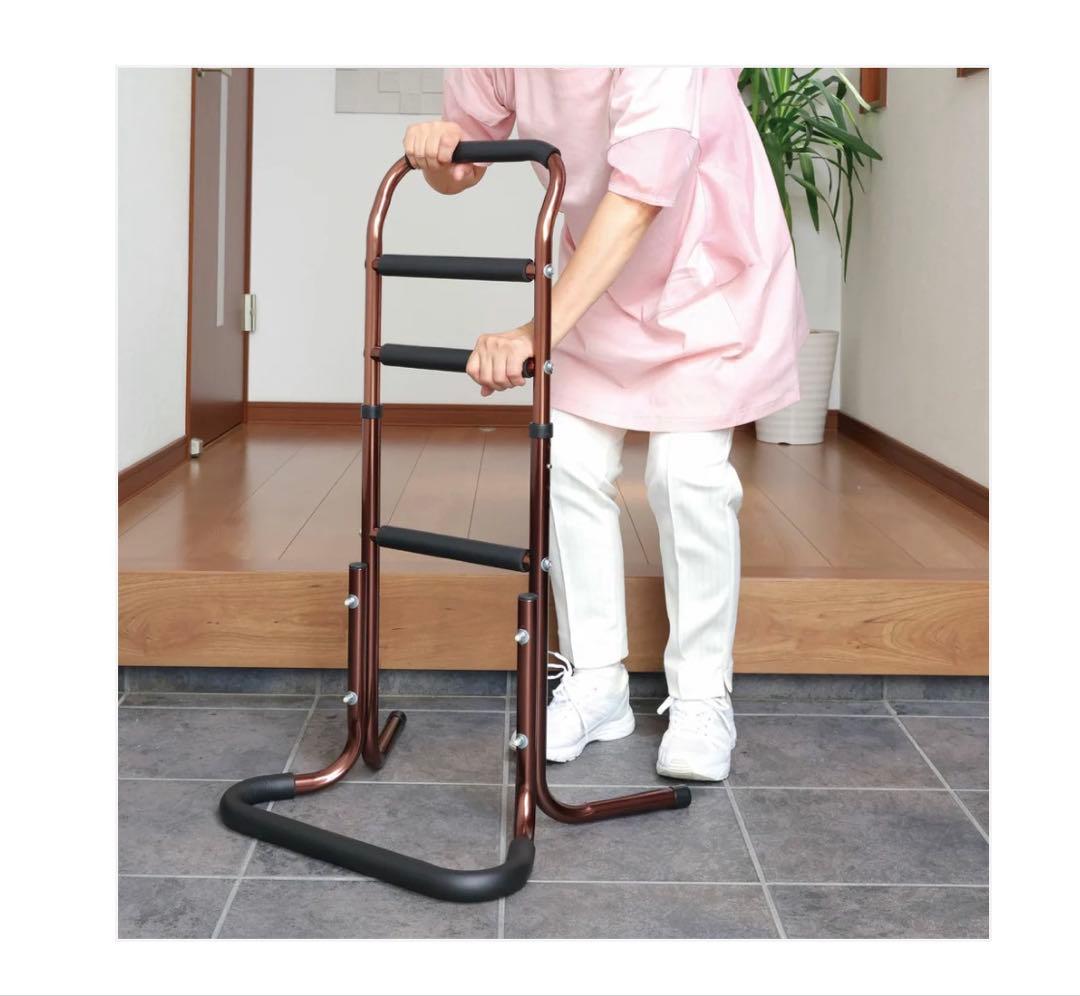 #3026　立ち上がり補助器具