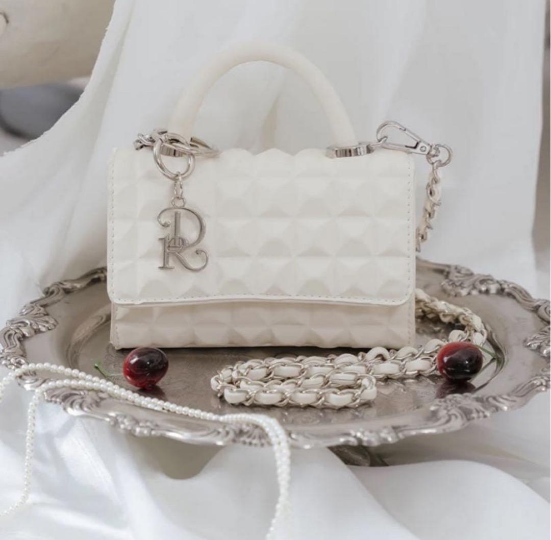 darich ダーリッチ DRチャームチョコレートハンドバッグ アイボリー