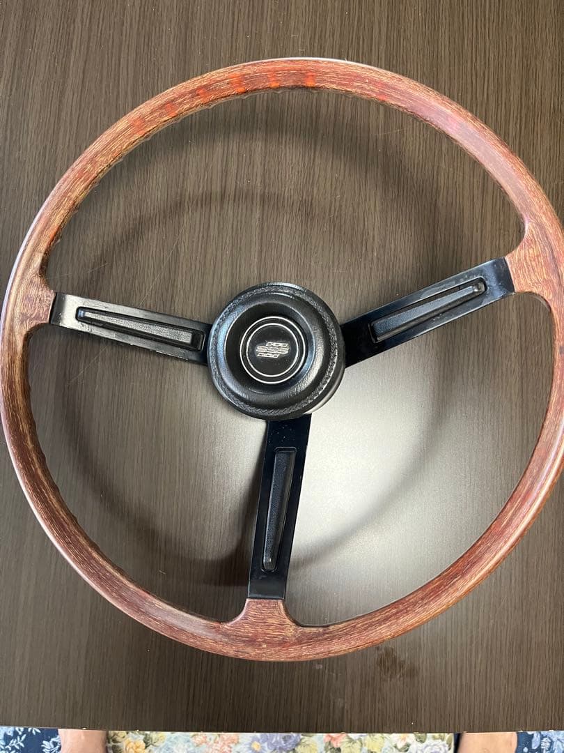 希少510ブルーバード後期SSS ロゴ付き 3スポーク ステアリングホイール