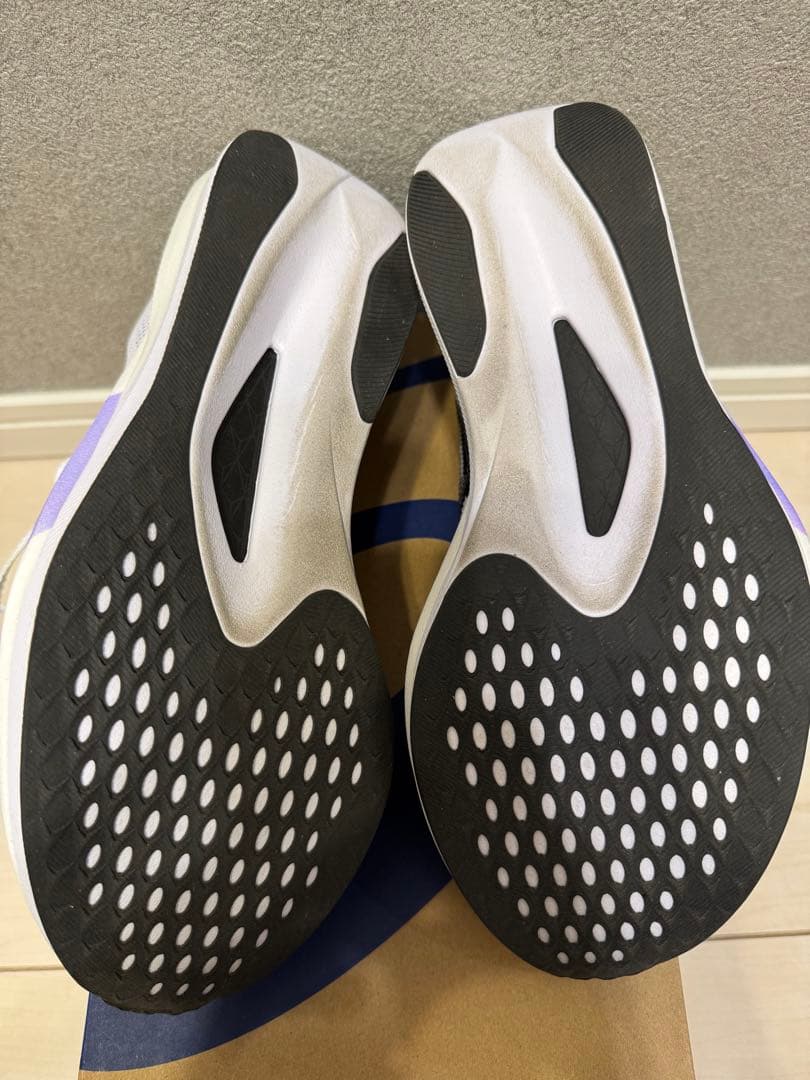 ASICS マジックスピード5 28cm white