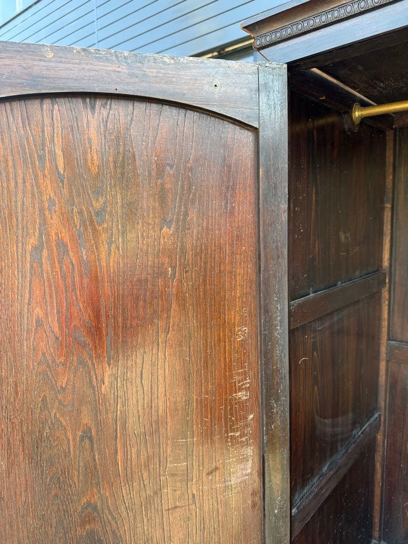 瞬間的値下げ❗️アンティーククローゼット箪笥洗浄済み！100年以上前！