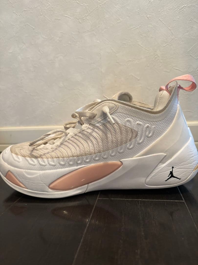 Jordan 36 ホワイト/ピンク バスケットシューズ